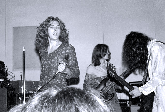 Top 3 Bands That Revolutionized Hard Rock Thekineticplayground top-3-bands-that-revolutionized-hard-rock-thekineticplayground